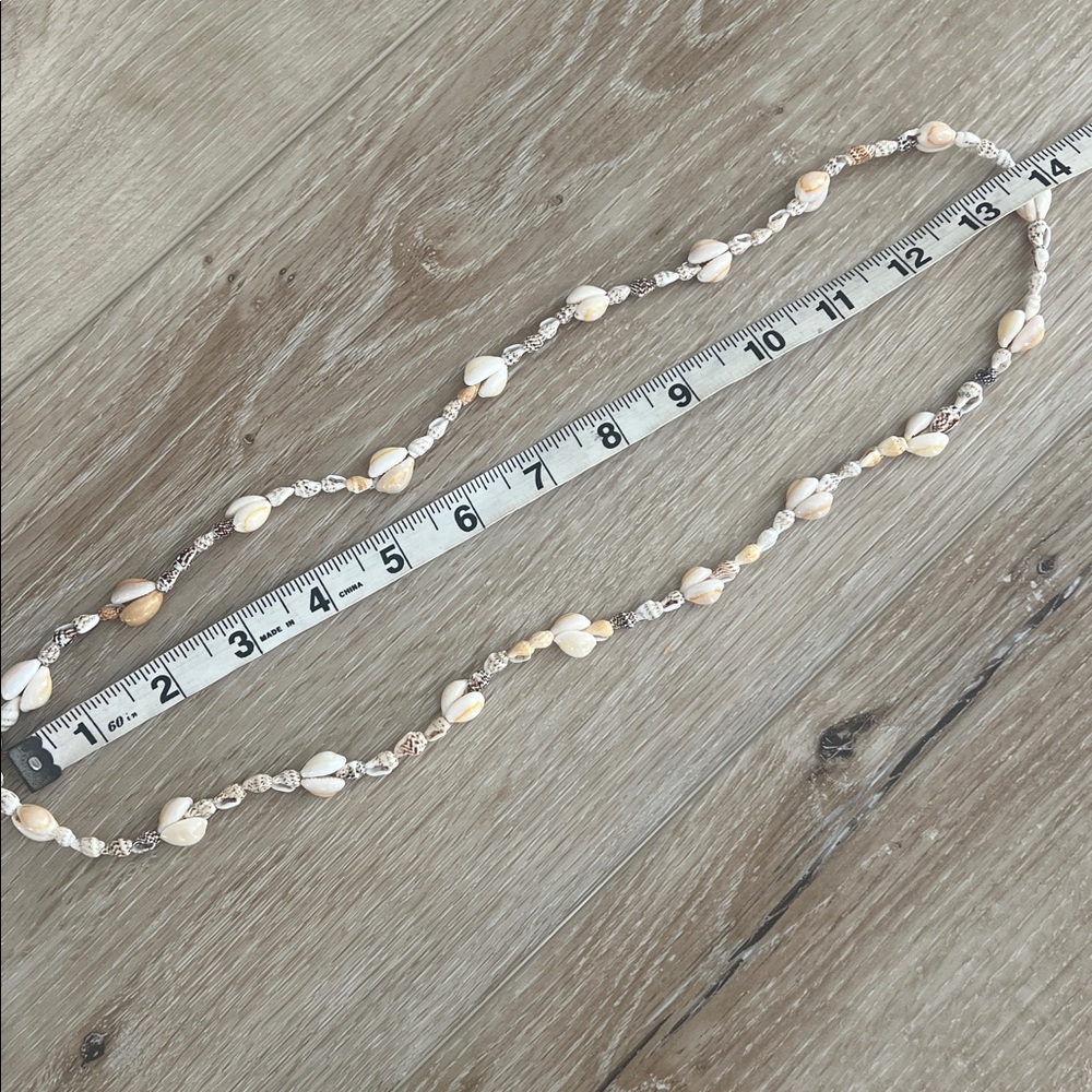 Vintage Shell Necklace - image 5